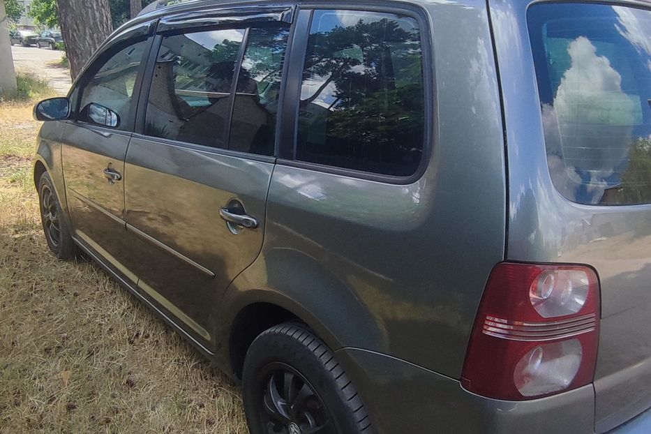 Продам Volkswagen Touran 2008 года в Житомире