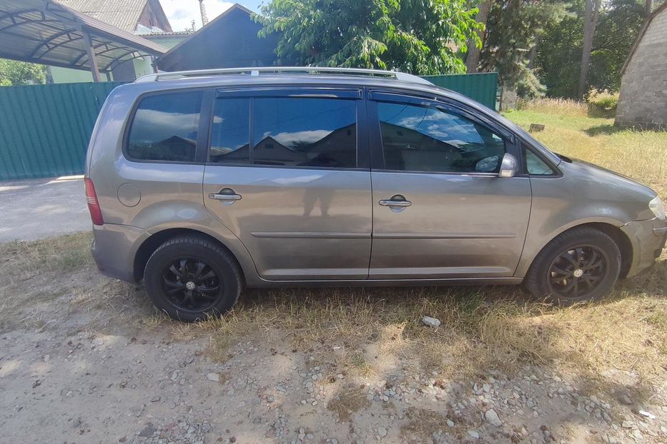 Продам Volkswagen Touran 2008 года в Житомире