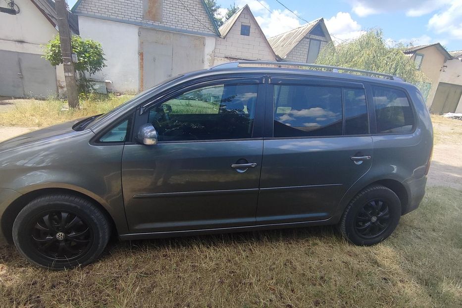 Продам Volkswagen Touran 2008 года в Житомире