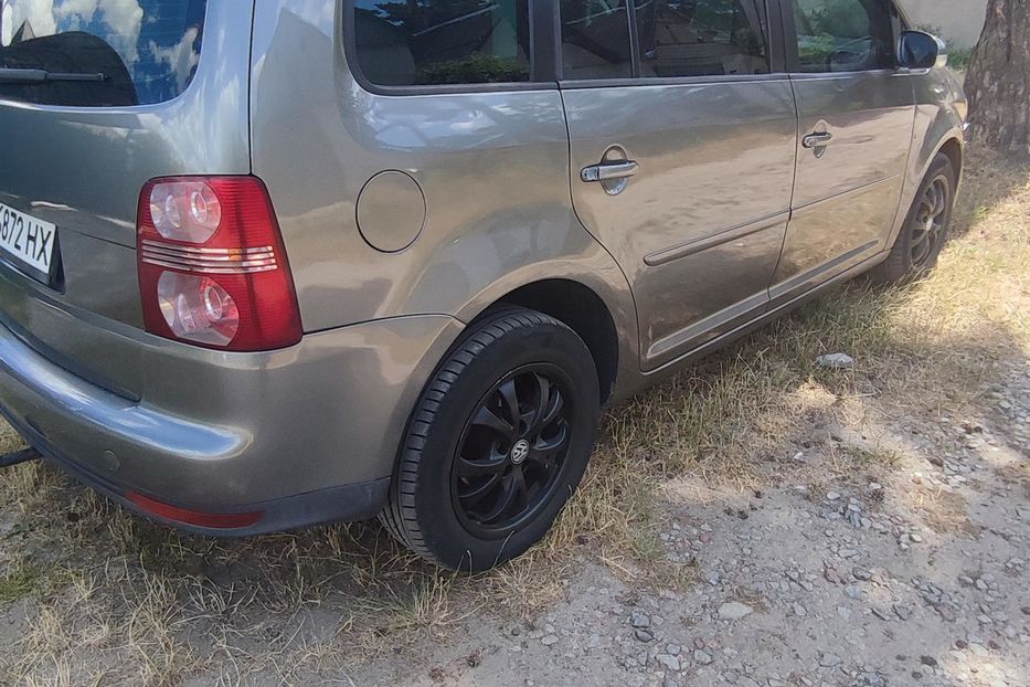 Продам Volkswagen Touran 2008 года в Житомире