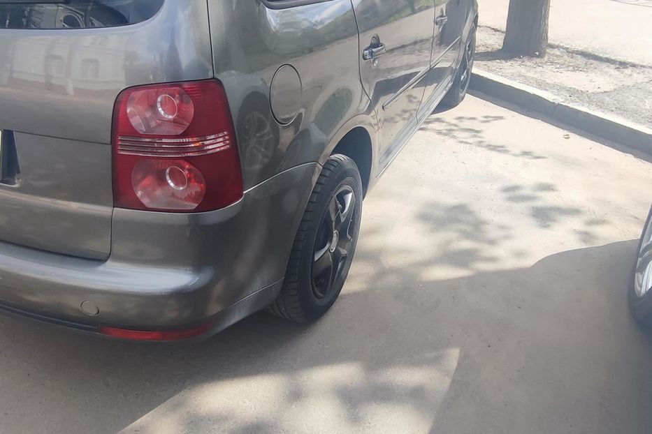 Продам Volkswagen Touran 2008 года в Житомире