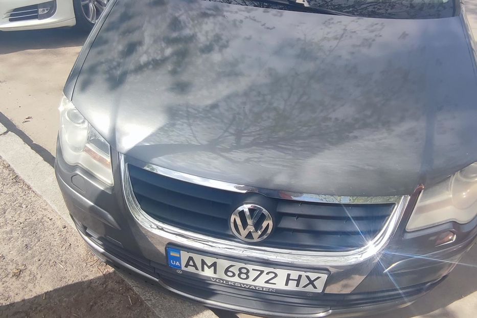 Продам Volkswagen Touran 2008 года в Житомире