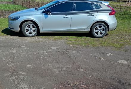 Продам Volvo V40 180к.с 2012 года в г. Конотоп, Сумская область