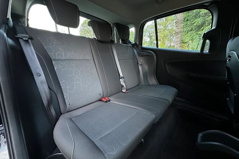 Продам Ford B-Max 2014 года в г. Павлоград, Днепропетровская область