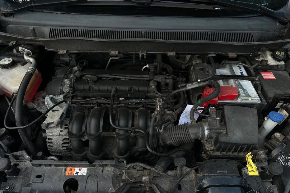 Продам Ford B-Max 2014 года в г. Павлоград, Днепропетровская область