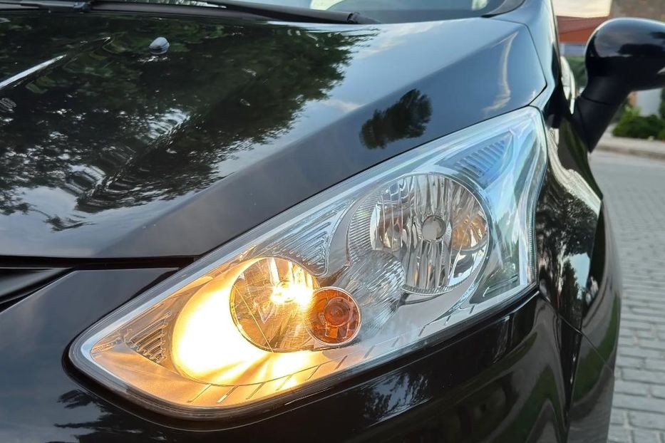 Продам Ford B-Max 2014 года в г. Павлоград, Днепропетровская область