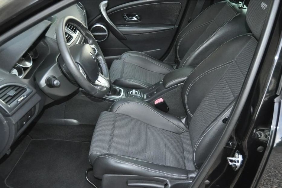 Продам Renault Megane 2013 года в г. Павлоград, Днепропетровская область