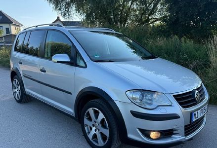 Продам Volkswagen Touran 2006 года в Киеве