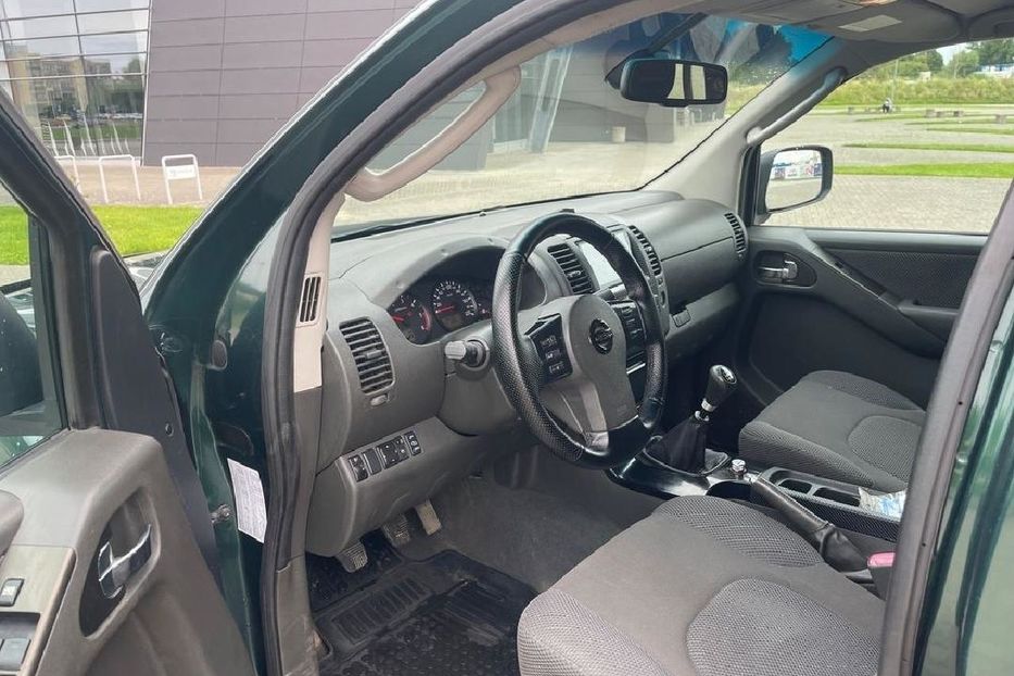 Продам Nissan Navara 2010 года в Днепре