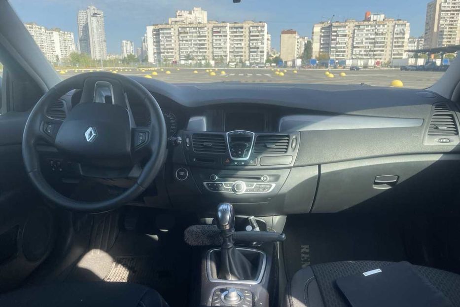 Продам Renault Laguna 3 2010 года в Киеве