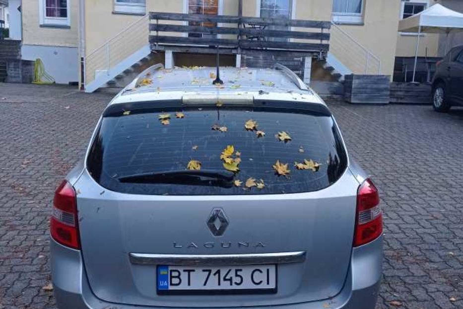 Продам Renault Laguna 3 2010 года в Киеве