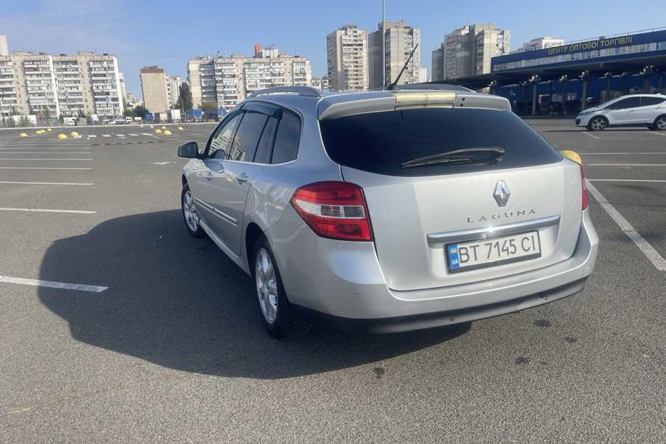 Продам Renault Laguna 3 2010 года в Киеве