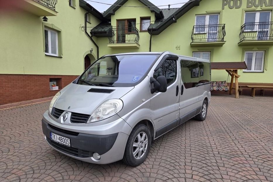 Продам Renault Trafic пасс. 2009 года в г. Павлоград, Днепропетровская область