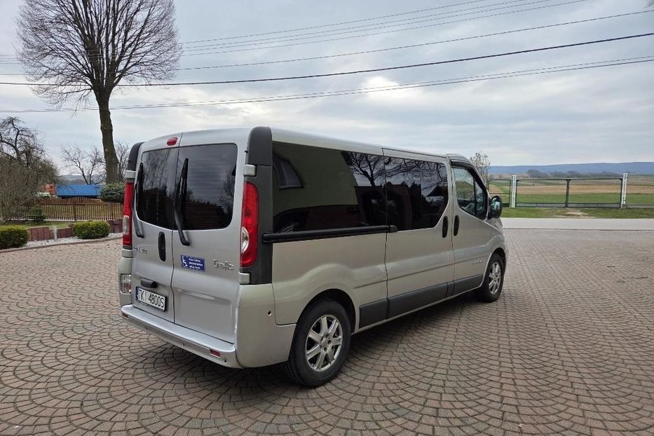 Продам Renault Trafic пасс. 2009 года в г. Павлоград, Днепропетровская область