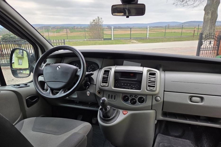 Продам Renault Trafic пасс. 2009 года в г. Павлоград, Днепропетровская область
