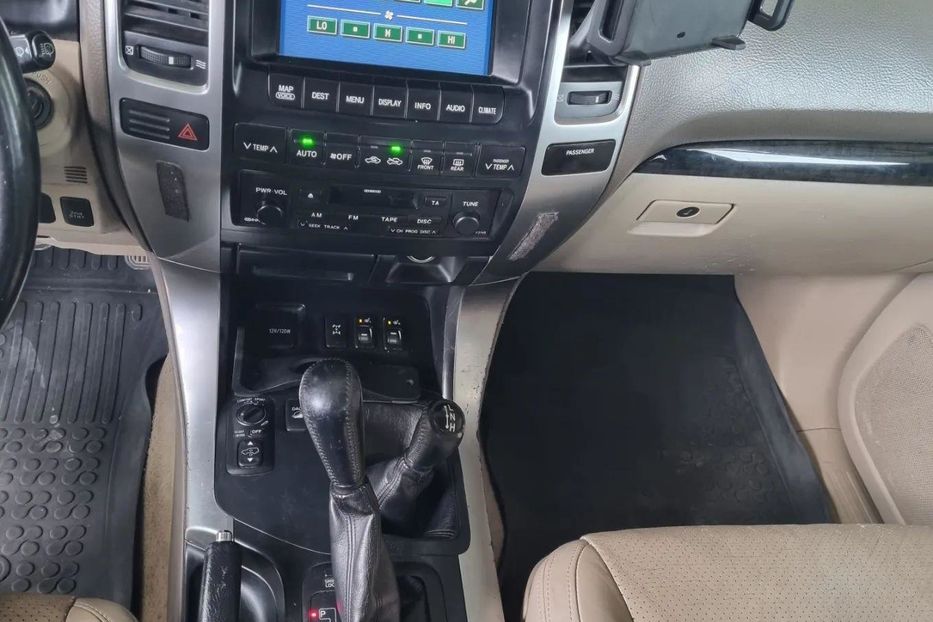 Продам Toyota Land Cruiser 100 2008 года в г. Павлоград, Днепропетровская область