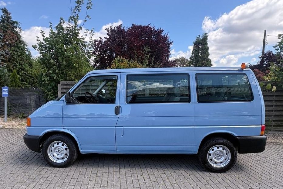 Продам Volkswagen T4 (Transporter) пасс. 2000 года в Запорожье