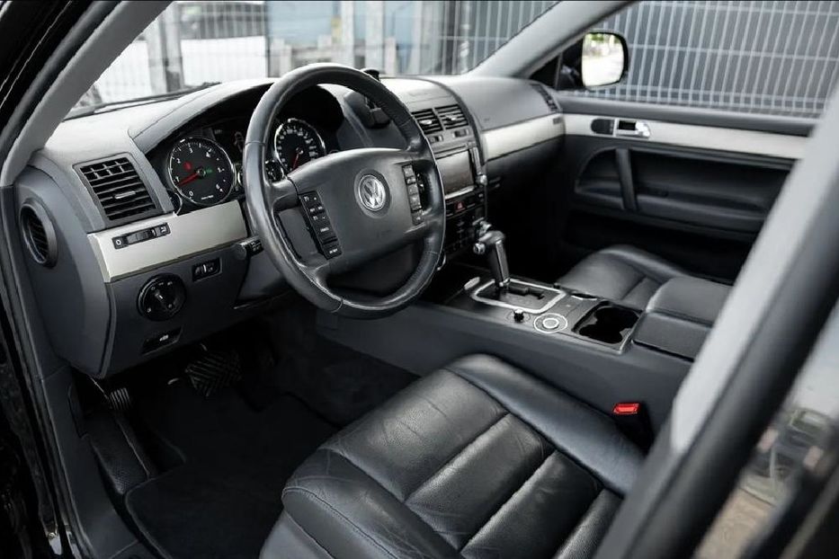Продам Volkswagen Touareg 2009 года в г. Изюм, Харьковская область