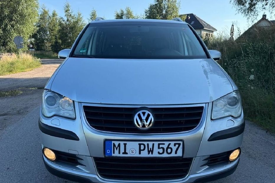 Продам Volkswagen Touran 2006 года в Киеве