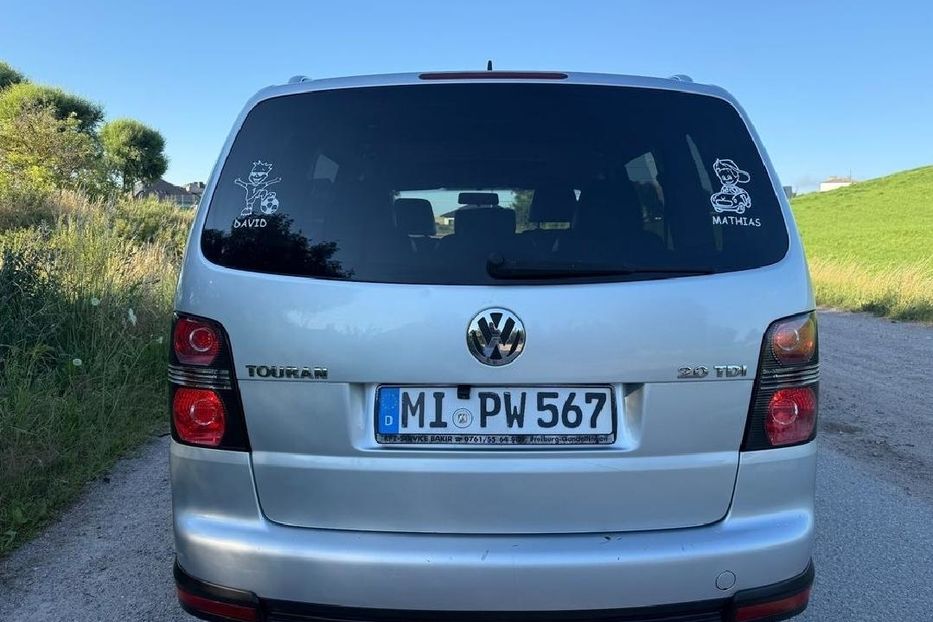 Продам Volkswagen Touran 2006 года в Киеве