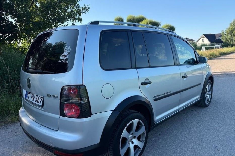 Продам Volkswagen Touran 2006 года в Киеве