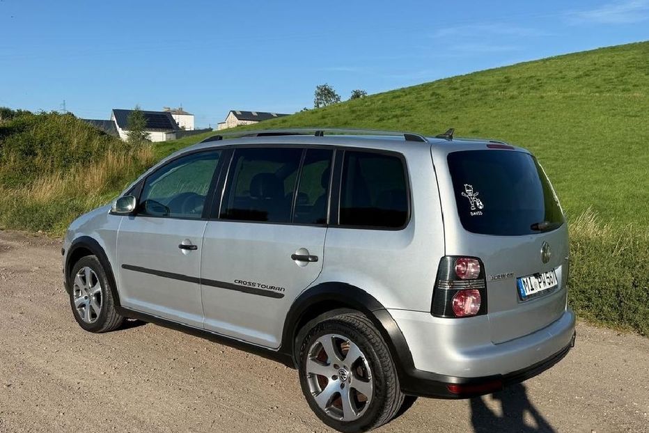 Продам Volkswagen Touran 2006 года в Киеве