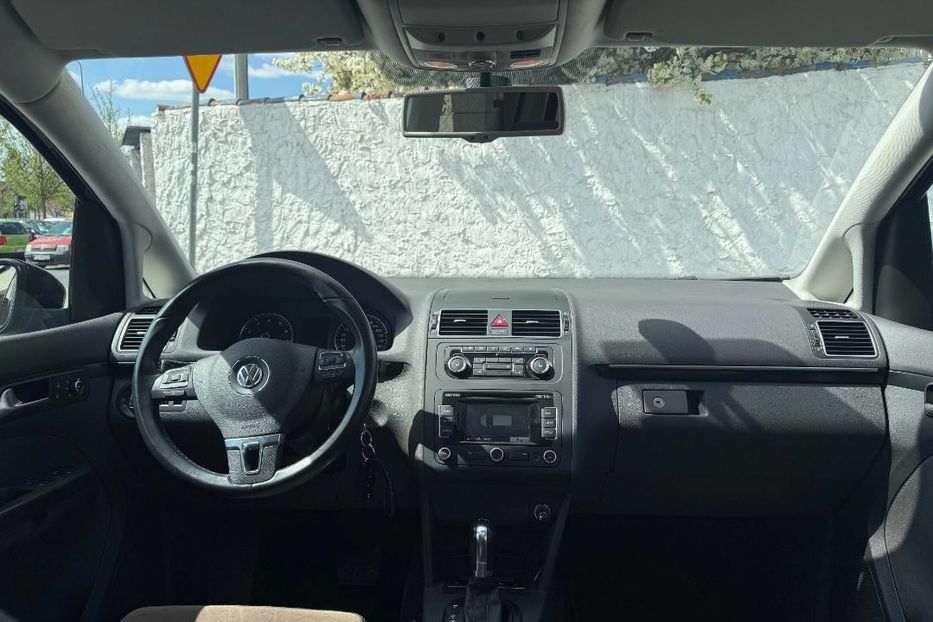 Продам Volkswagen Touran 2012 года в г. Павлоград, Днепропетровская область