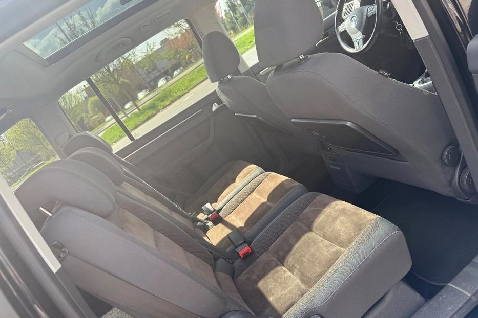 Продам Volkswagen Touran 2012 года в г. Павлоград, Днепропетровская область
