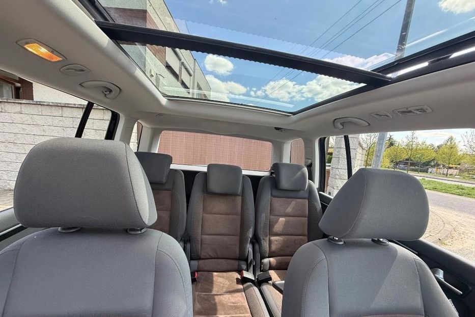 Продам Volkswagen Touran 2012 года в г. Павлоград, Днепропетровская область