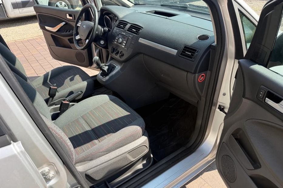 Продам Ford C-Max 2010 года в г. Павлоград, Днепропетровская область