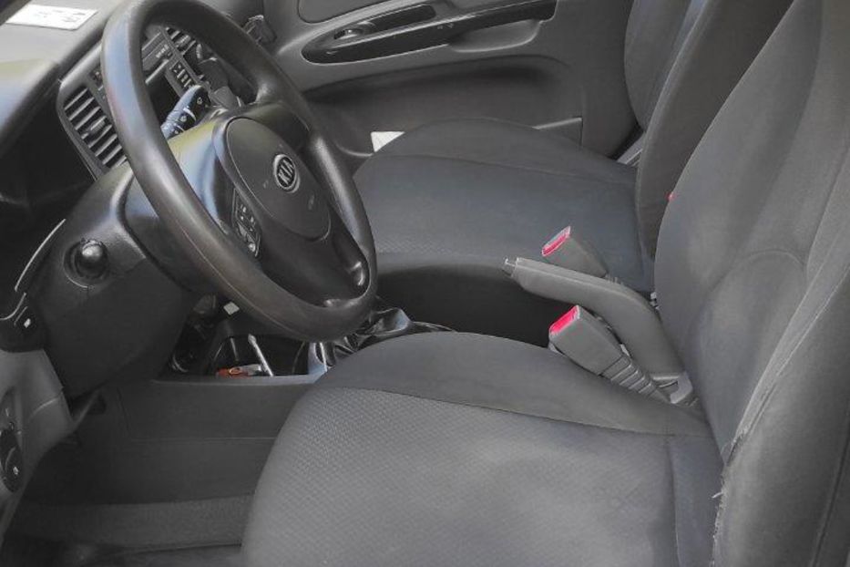 Продам Kia Rio 2JB 2011 года в Харькове