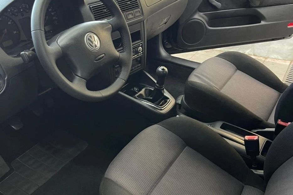 Продам Volkswagen Golf IV 2001 года в г. Павлоград, Днепропетровская область