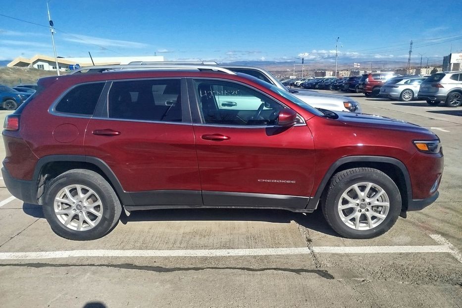 Продам Jeep Cherokee limited 2018 года в Киеве