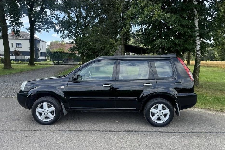 Продам Nissan X-Trail 2005 года в г. Чугуев, Харьковская область