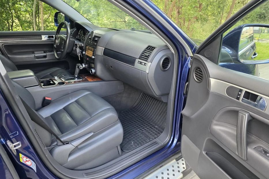 Продам Volkswagen Touareg 2007 года в г. Павлоград, Днепропетровская область