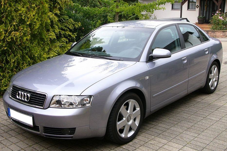 Продам Audi A4 2002 года в Днепре