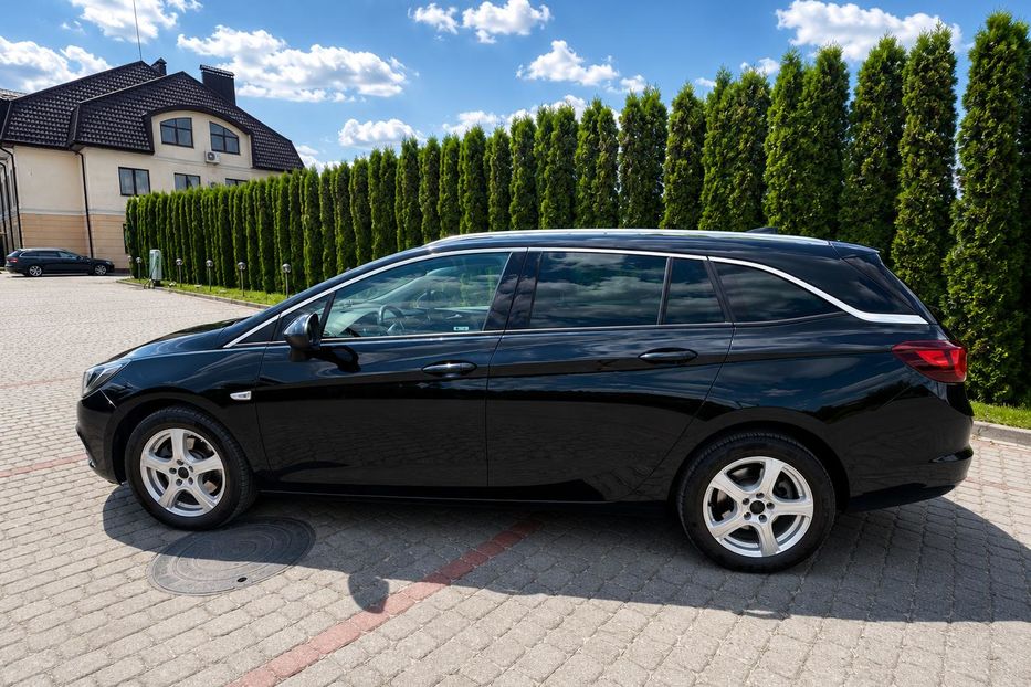 Продам Opel Astra K 2017 года в г. Дунаевцы, Хмельницкая область