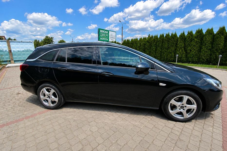 Продам Opel Astra K 2017 года в г. Дунаевцы, Хмельницкая область