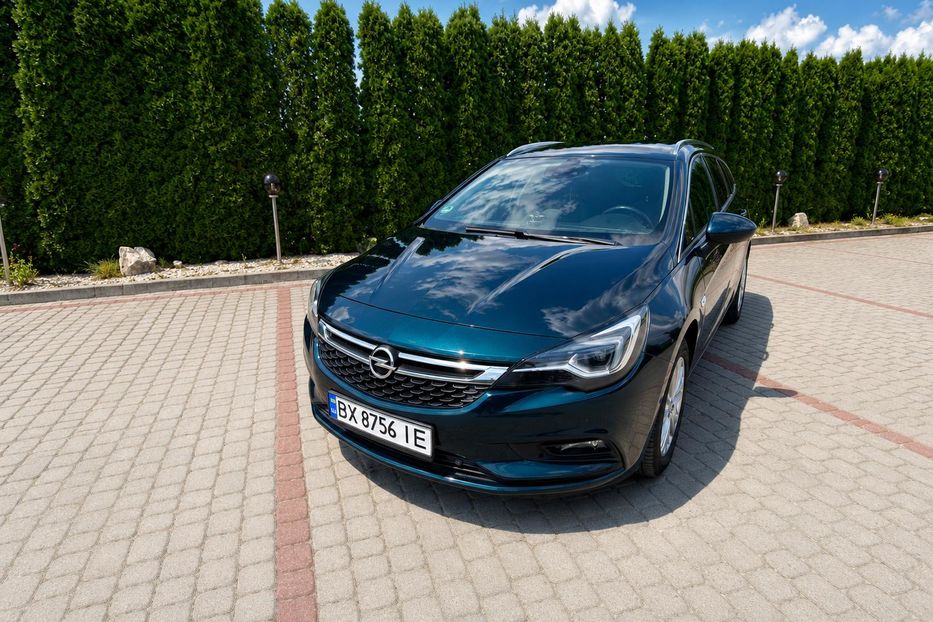 Продам Opel Astra K 2017 года в г. Дунаевцы, Хмельницкая область
