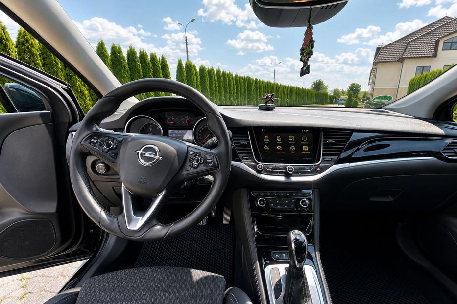 Продам Opel Astra K 2017 года в г. Дунаевцы, Хмельницкая область
