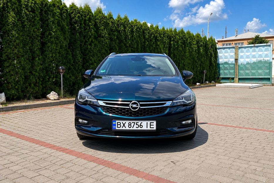 Продам Opel Astra K 2017 года в г. Дунаевцы, Хмельницкая область