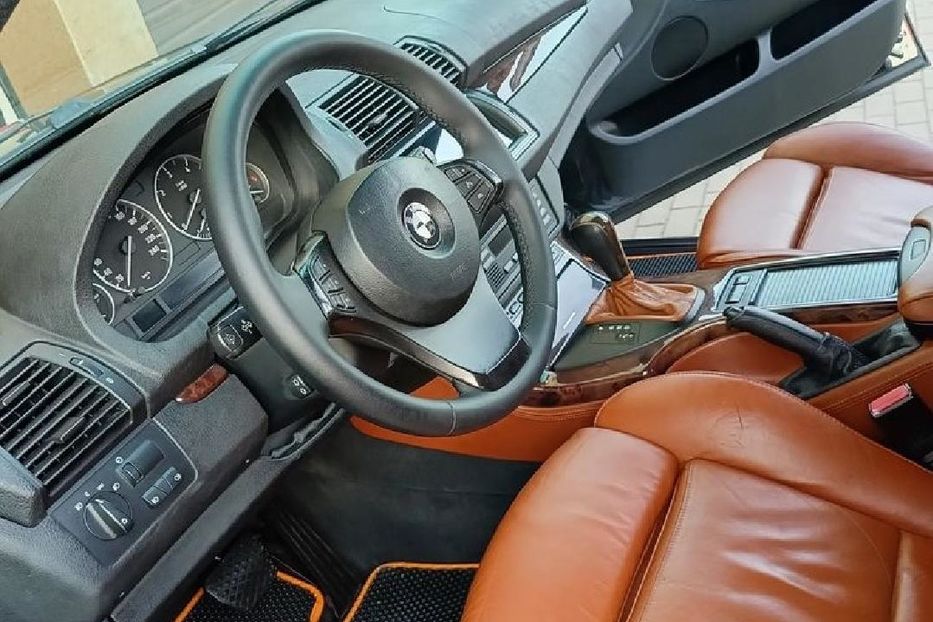 Продам BMW X5 2004 года в Харькове
