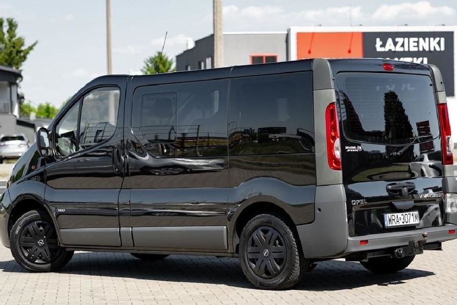 Продам Opel Vivaro пасс. 2006 года в Днепре