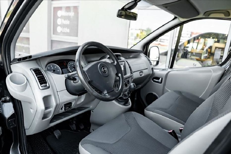 Продам Opel Vivaro пасс. 2006 года в Днепре