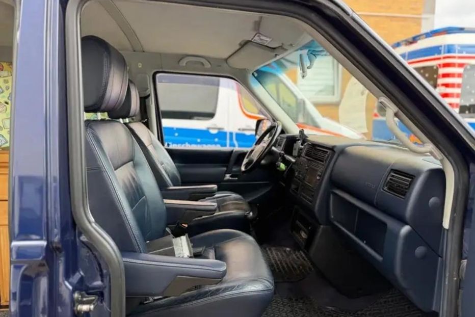 Продам Volkswagen T4 (Transporter) пасс. 2001 года в Днепре