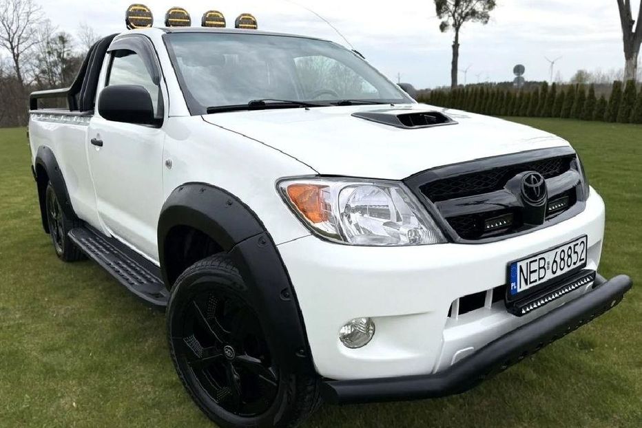 Продам Toyota Hilux 2010 года в Сумах