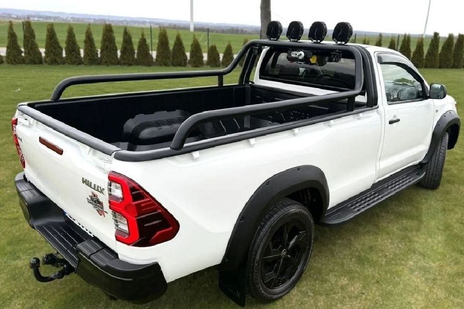 Продам Toyota Hilux 2010 года в Сумах
