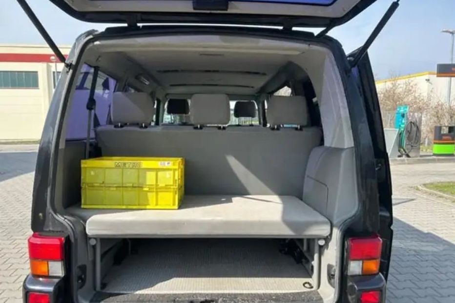 Продам Volkswagen T4 (Transporter) пасс. 2002 года в Днепре