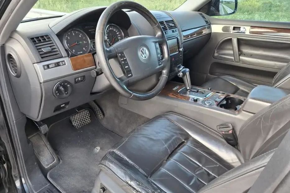 Продам Volkswagen Touareg 2007 года в Харькове