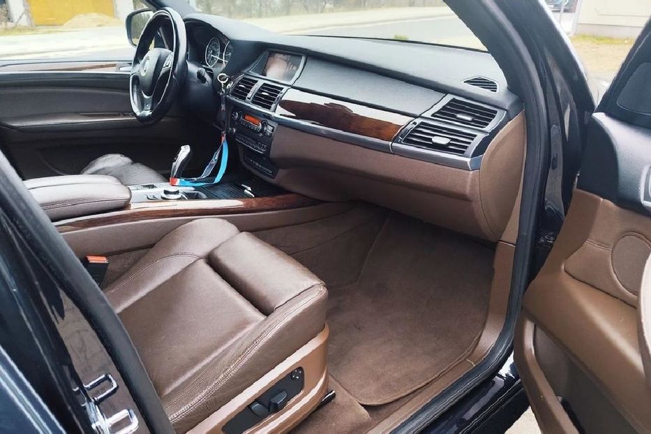 Продам BMW X5 2008 года в Запорожье